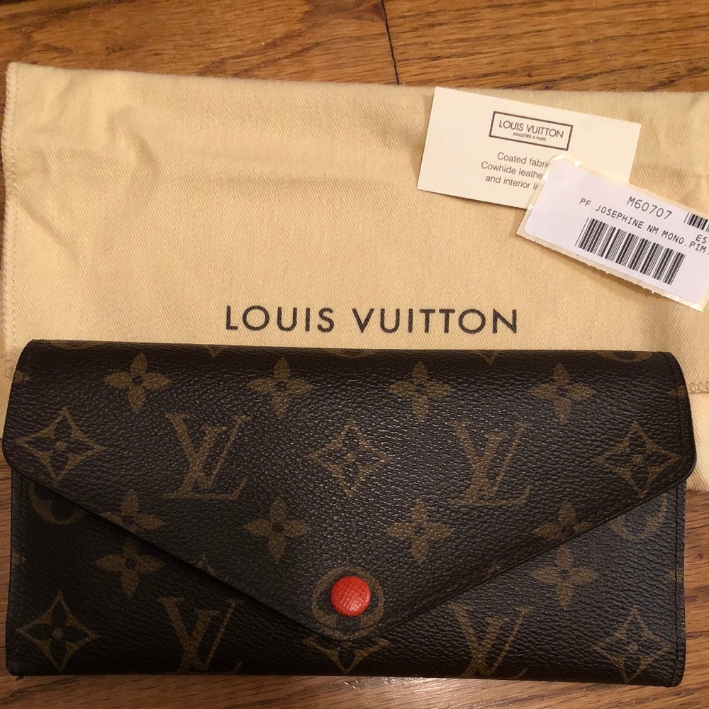 Louis Vuitton Wallet